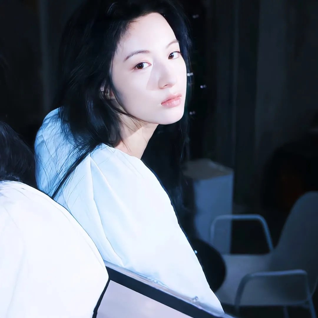 可怜的小小富家女：芭芭拉·赫顿的故事